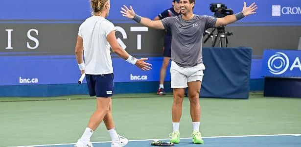 Luz e Matos vencem 4ª melhor dupla do mundo e avançam à semi em Cincinnati