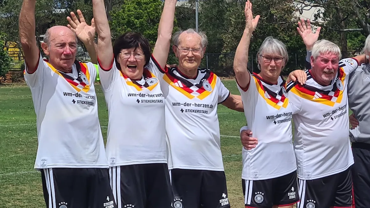 Wichtige Botschaft - Deutsche Ü80-Senioren werden Fußball-Weltmeister