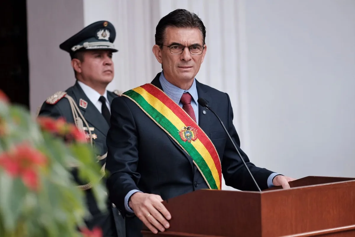 El gobierno de Bolivia aprueba decreto para ampliar 90 días más el estado de excepción