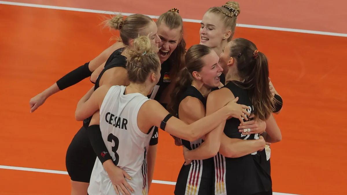 Sieg für Deutschland: Volleyballerinnen nach Krimi im EM-Viertelfinale