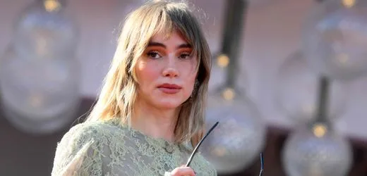Suki Waterhouse würde aus ihrer Tochter ohne zu zögern ein Nepo-Baby machen