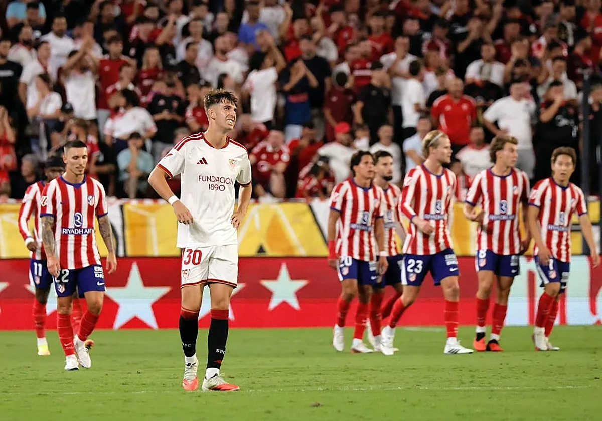 Un Sevilla FC de dos caras evita la goleada ante el Atlético de Madrid (1-3)