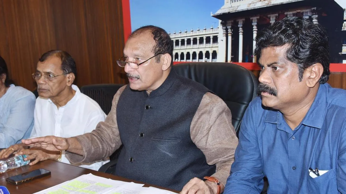 More measures needed to make Mangaluru Railway region friendly to commuters: Ivan D’Souza