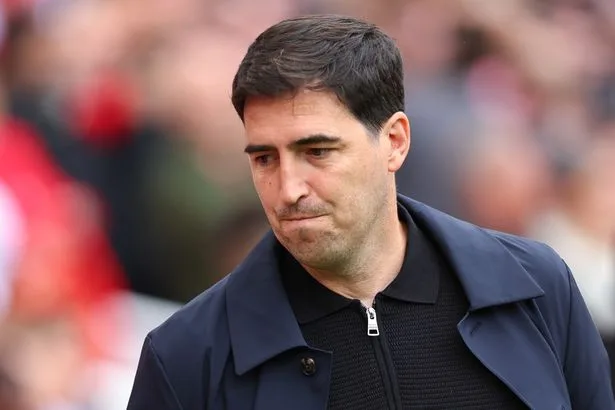 Ex-Premier League referee speaks out after Andoni Iraola rages at Liverpool controversy