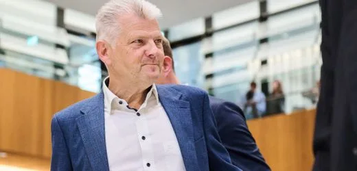 Niedersachsen: SPD-Fraktionschef Stefan Politze tritt zurück - strafrechtliche Ermittlungen