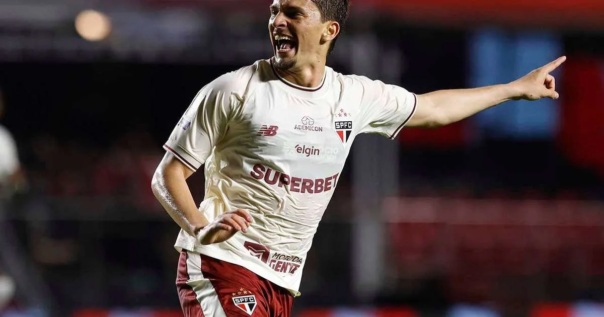 São Paulo empata com Coritiba, tropeça em casa e amplia jejum