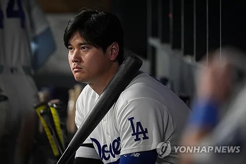 로버츠 다저스 감독 "100% 아님에도 출전한 오타니에 존경심"