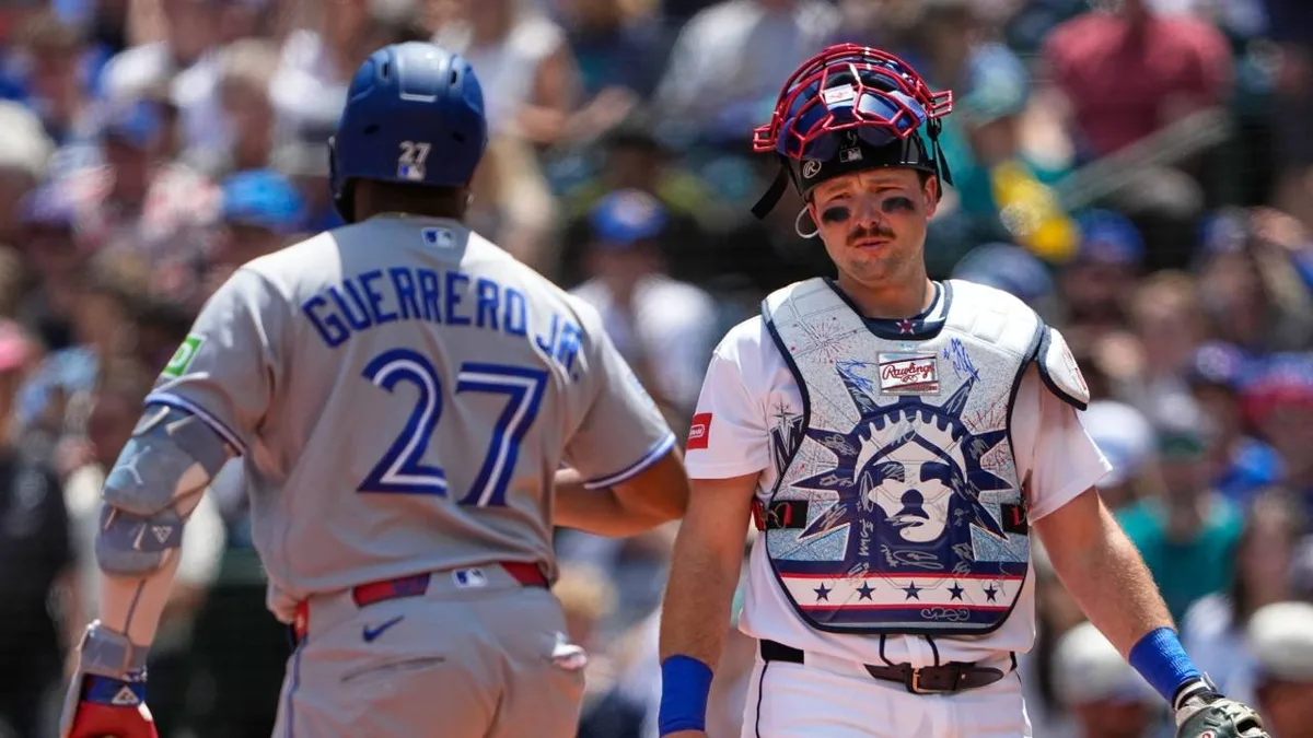 Has Guerrero Jr. or Mariners’ Raleigh been more disappointing in 2026?