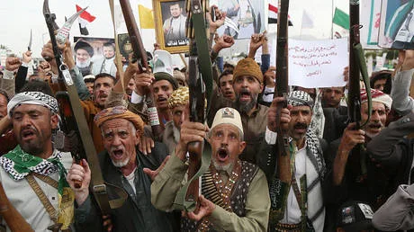 Houthis claim control of strategic Bab al-Mandeb Strait (VIDEOS)