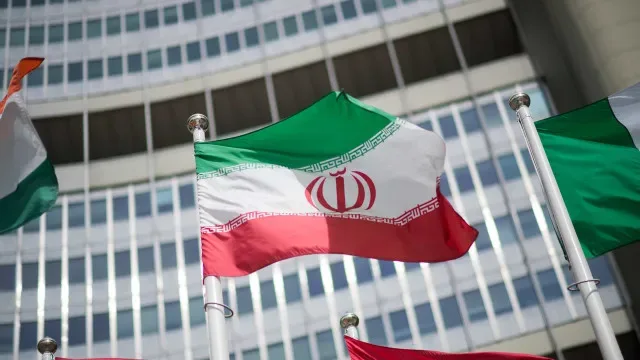 Mehrdad Akhlaghi nomeado ministro da Defesa do Irão