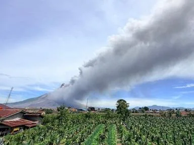 Sinabung volcano on Indonesia’s Sumatra island erupts without reports of casualties