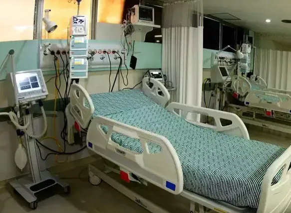 Quase metade dos médicos de UTI tem alto nível de esgotamento no Brasil