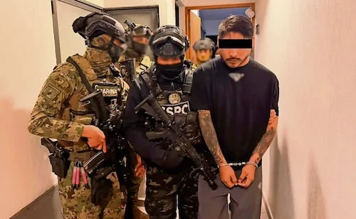 Dictan prisión preventiva al "Comandante Cromo", líder de célula afín al CJNG; es ingresado al Altiplano