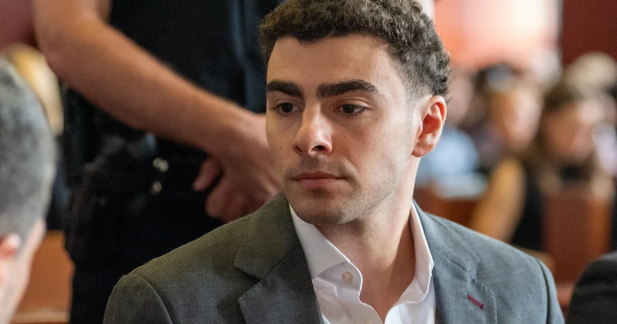 Luigi Mangione says he will plead guilty in federal case