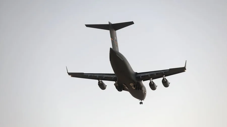 +++ Ukraine-Krieg +++: US-Militärflugzeug in Moskau gelandet – CIA-Chef womöglich vor Ort