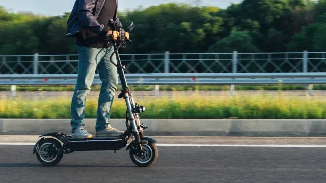Velocípedes e trotinetas? Os conselhos da PSP para automobilistas e peões