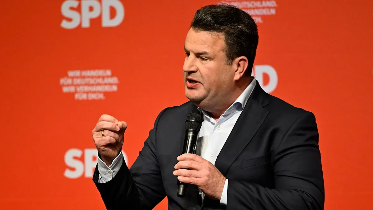 SPD in der Krise - Machtkampf in der SPD: Greift ER nach der Führung?