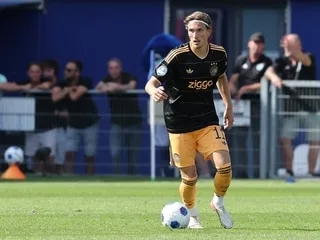 Mercato PSG. L’ailier belge Mika Godts s’est officiellement engagé avec le Paris Saint-Germain