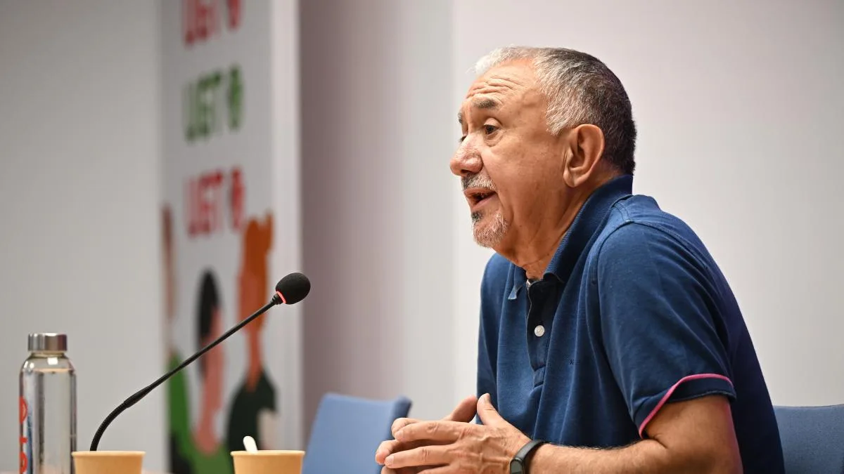 El secretario general de UGT, Pepe Álvarez, lamenta la falta de acuerdo de la izquierda