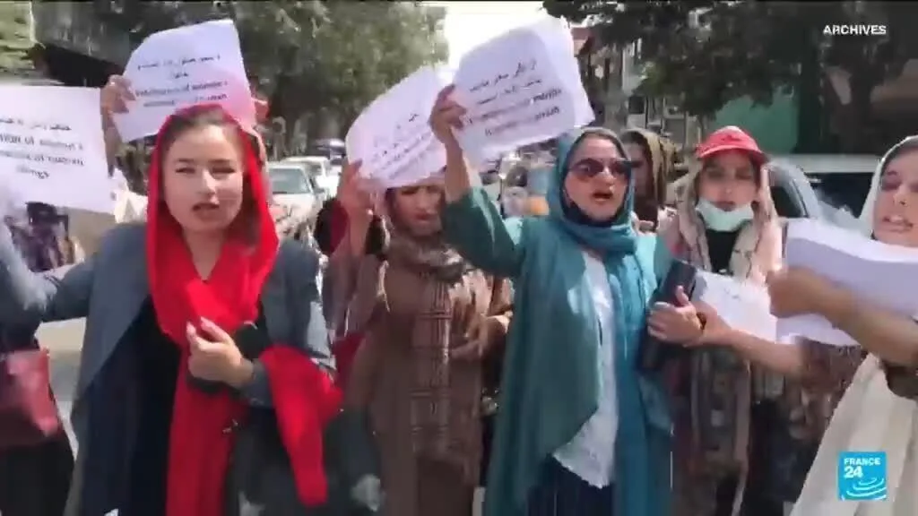 En Afghanistan, cinq ans après le retour de Taliban, les femmes exclues de la société