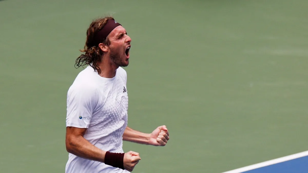 Stefanos Tsitsipas reaches Grand Slam third round for first time since 2024