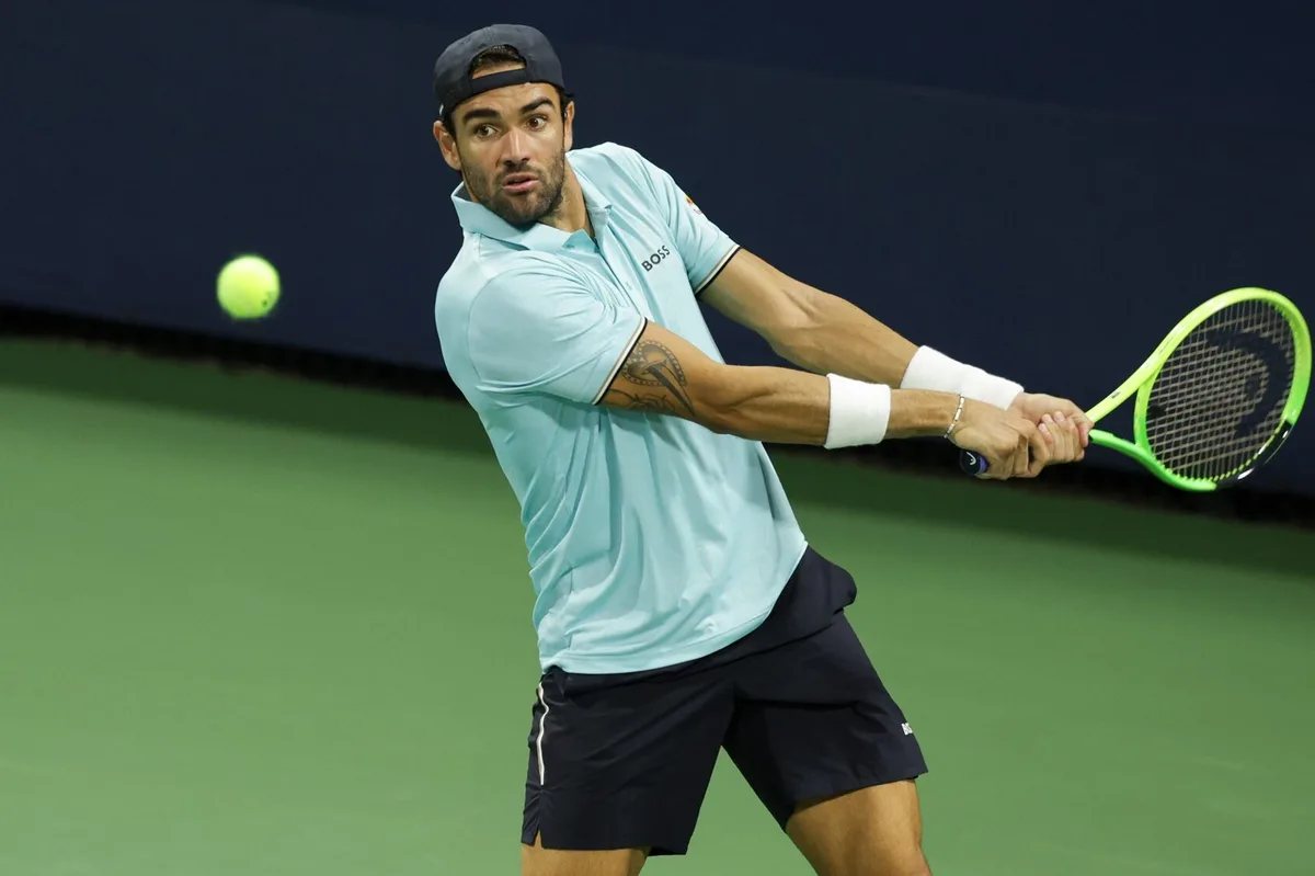 Berrettini lamenta desempenho e diz que derrota é dura de digerir