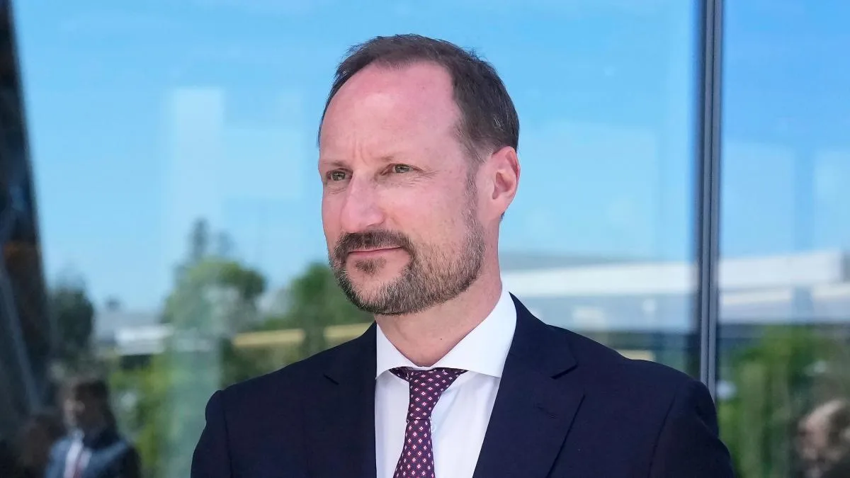 Haakon VIII llega al trono en el peor momento de la monarquía noruega