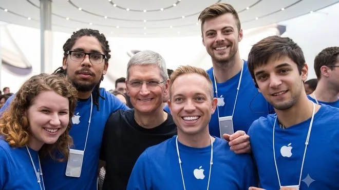 Tim Cook deixa comando da Apple: leia o memorando de despedida do CEO na íntegra