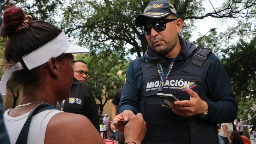 Inició la verificación en calles y parques de Cúcuta a migrantes para revisar estatus migratorios: 10 extranjeros expulsados