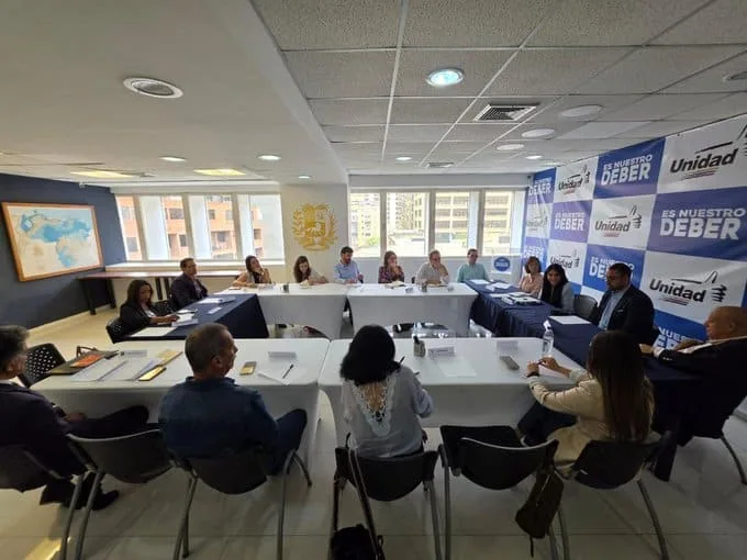 PUD actualiza con HRW situación de los presos políticos en Venezuela