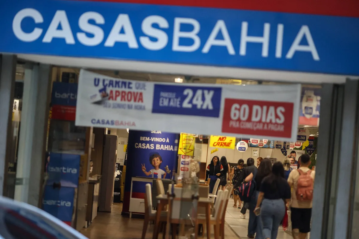 Crise na Casas Bahia vira gancho para críticas ao governo Lula na disputa eleitoral