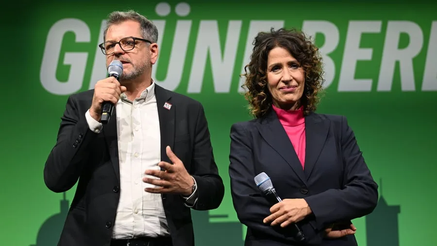 Koalition: Grüne wollen Montag über Koalitionsgespräche in Berlin entscheiden