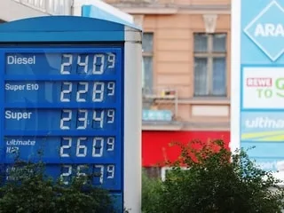 Flambée des carburants : l’Allemagne envisage une nouvelle baisse fiscale temporaire, après celle réalisée au printemps