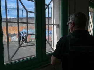 « Personne n’a compris » : un détenu de la prison d’Angers ébouillante une surveillante