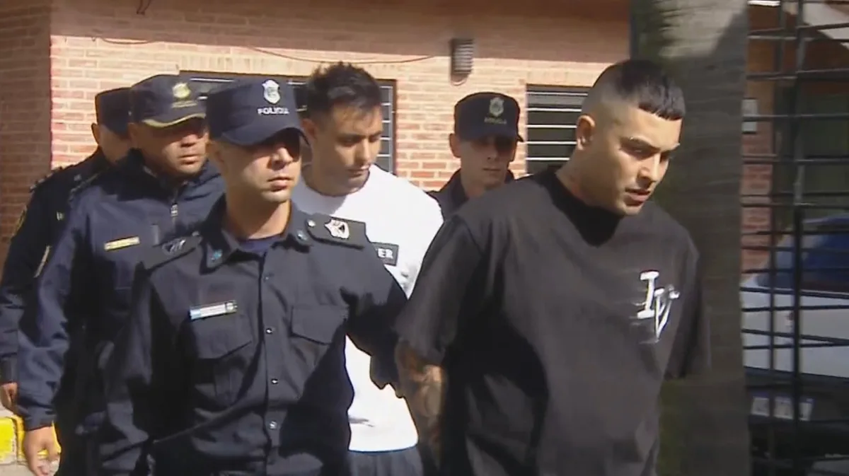 Callejero Fino declaró y seguirá detenido: qué dijo sobre el arma que llevaba en su camioneta