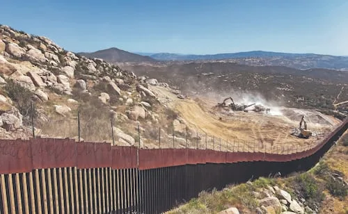 México ha pagado "muchas veces" el muro fronterizo, asegura Trump; "les impuse aranceles"