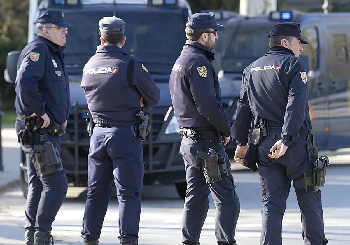 La Policía Nacional investiga el apuñalamiento de un hombre de 24 años en la Feria de Málaga