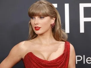 « Je n’arrivais pas à y croire » : gravement blessée dans un accident, une Américaine reçoit 50 000 $ de Taylor Swift