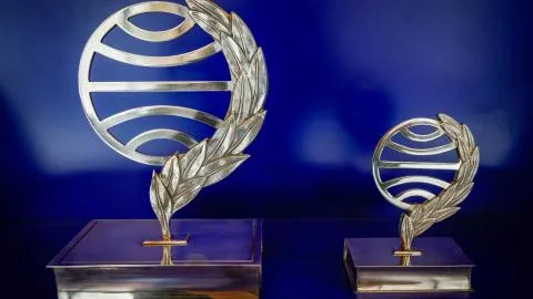 ¿Cuánto dinero gana el Premio Planeta y cuánto se lleva realmente el escritor?