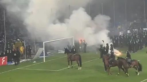 Jogo da Taça da Alemanha resulta em 85 feridos após incidentes com adeptos