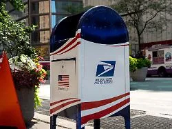 Trotz Gerichtsstopp: US-Post gibt kurz vor Midterms neue Briefwahlregeln vor