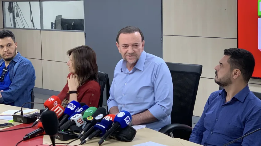 PT diz que vai começar a negociar apoio do Centrão no 1º turno