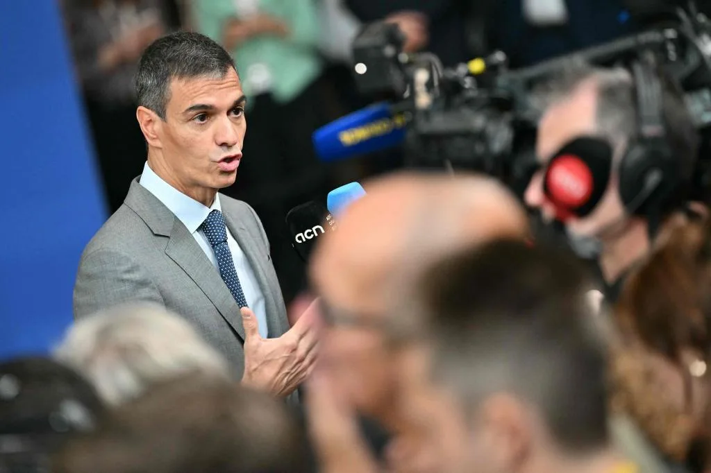El porqué de la apuesta de Sánchez por la "insoportable" Margarita Robles: "Siempre ha estado ahí en los momentos difíciles"