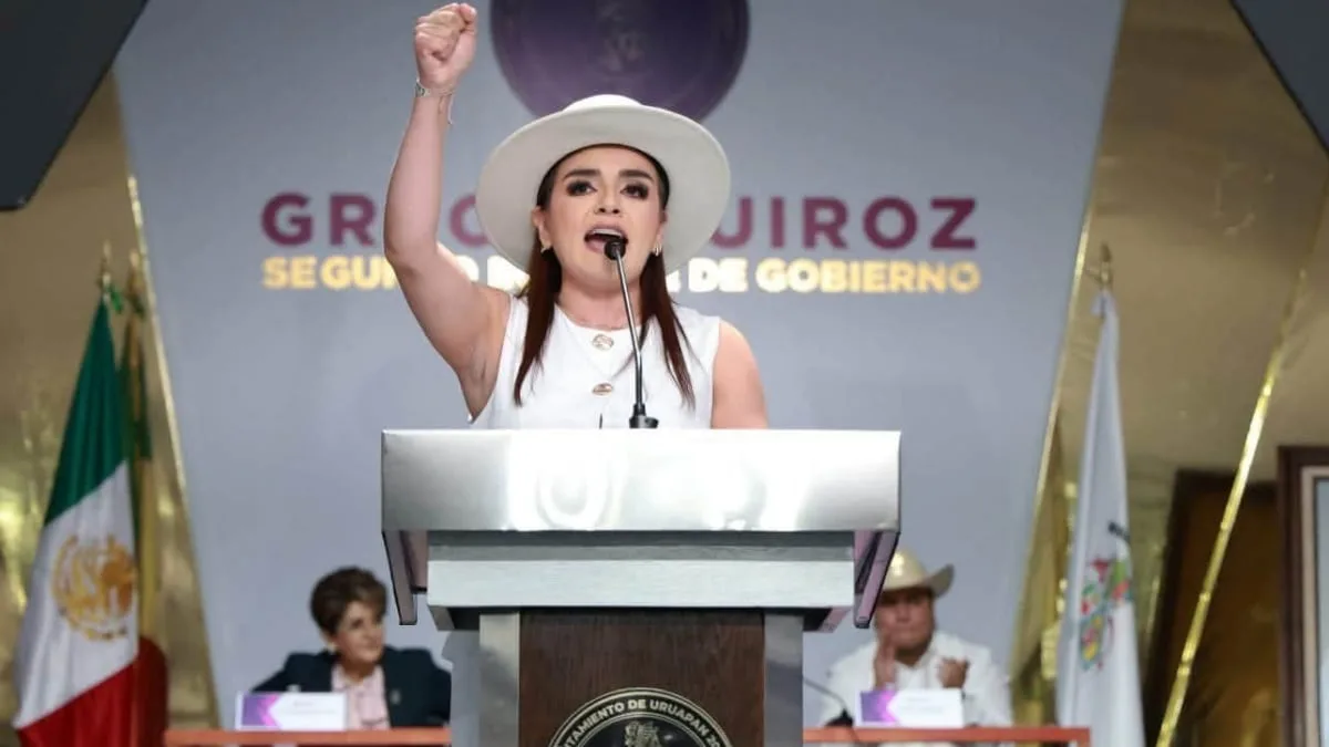 ‘Buscan quitarme del camino’: Grecia Quiroz responde a Fiscalía tras petición de celular de Carlos Manzo