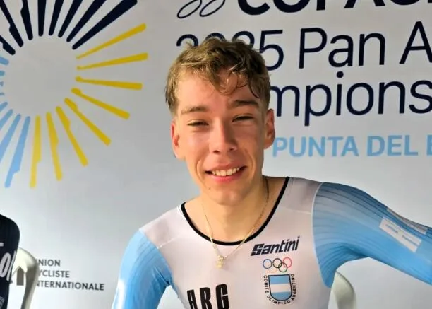 Mateo Kalejman Quiroga obtuvo la medalla dorada en el ciclismo de ruta contrarreloj individual