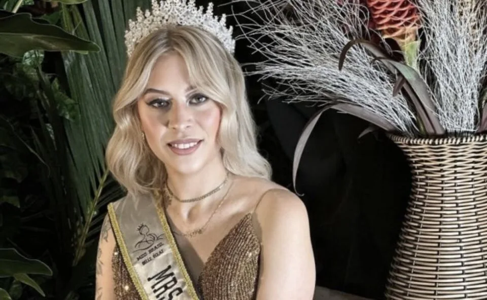 Ex-miss morre após ser diagnosticada com câncer e filho revela pedido emocionante da mãe no hospital: “Ainda bem que tive coragem”