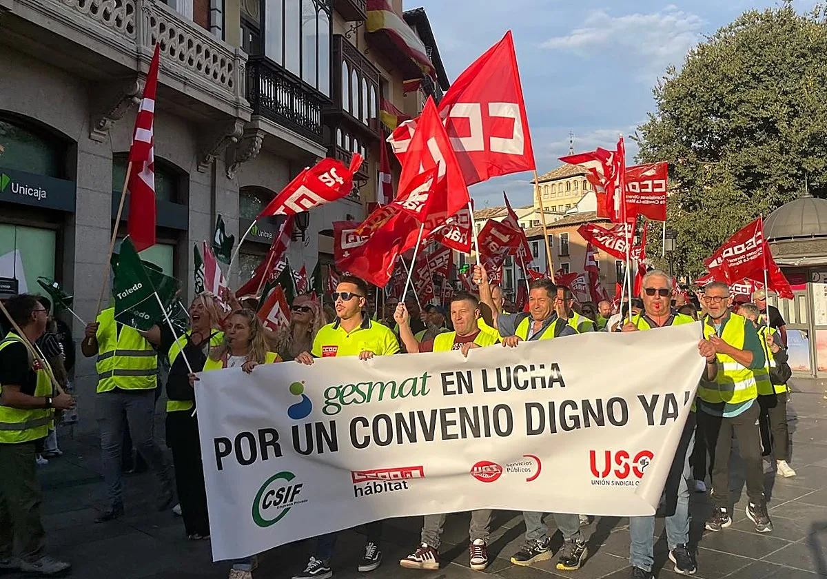 Los trabajadores de Gesmat amenazan con parar la recogida de basura en toda la provincia de Toledo
