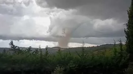 Tornade dans l'Aude : "La France est régulièrement exposée" à ce phénomène météorologique, explique le cofondateur de l'observatoire Keraunos