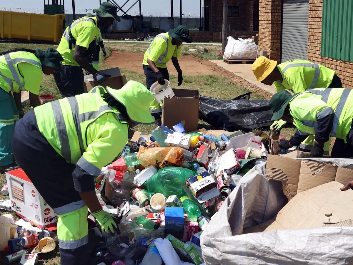 From your bin to cash: The hidden economy of waste picking