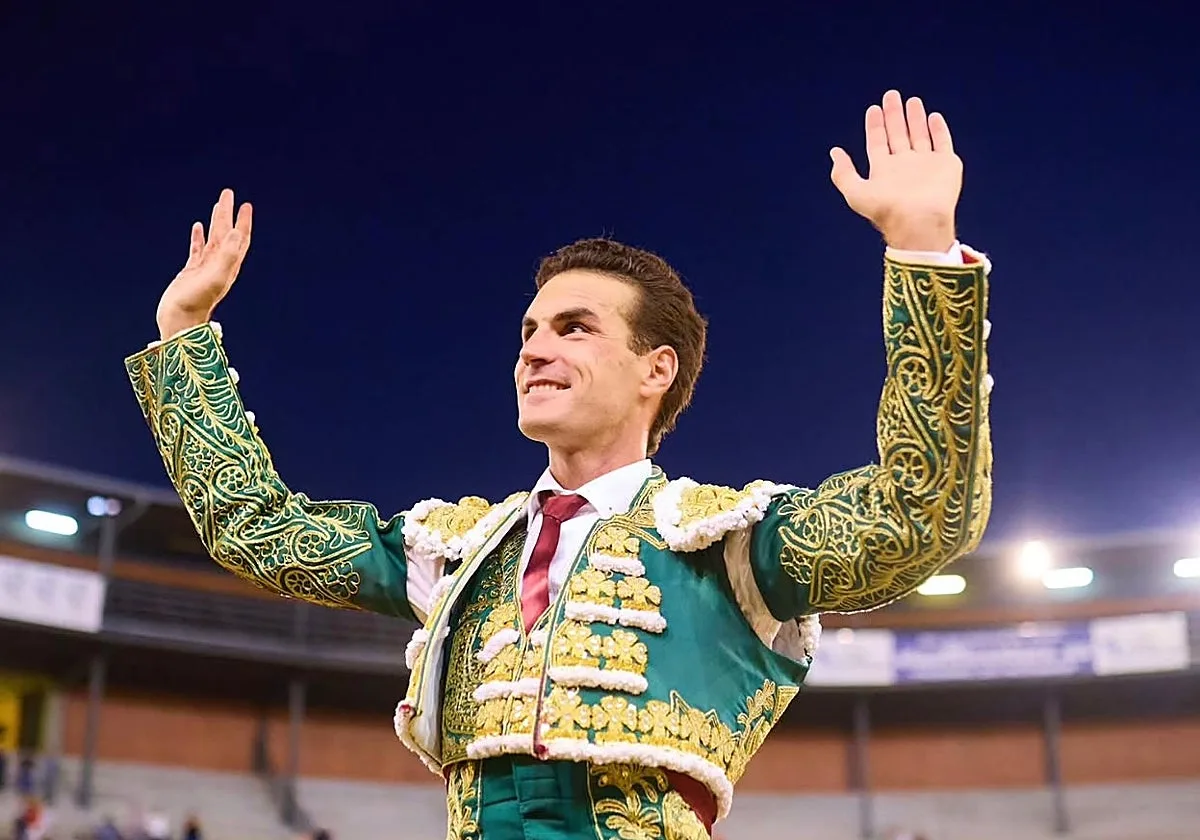 El triunfo de Fernando Adrián en la lección de Daniel Luque y Emilio de Justo en La Estudiantil
